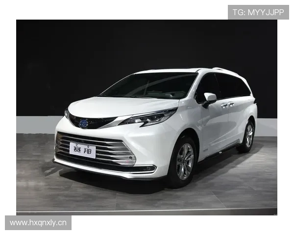 2.5L混动配四驱,新款丰田塞纳实车,换装刀锋LED头灯组